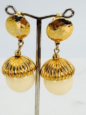 Vintage Cream and Gold Drop Clip On Earrings Hammered Disc with Ribbed Acorn Top